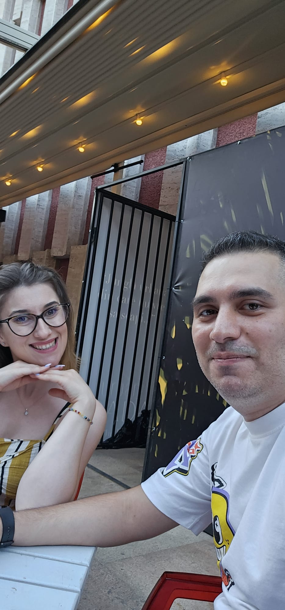 Alex si Luciana in oras